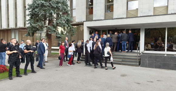 Dojava o postavljenoj bombi u Skupštini Srpske bila lažna