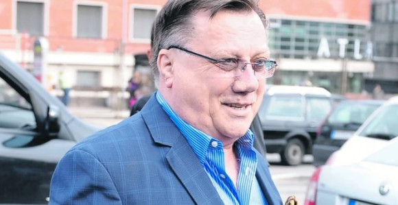 Halid Bešlić završio u bolnici, otkazani koncerti