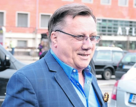 Halid Bešlić završio u bolnici, otkazani koncerti