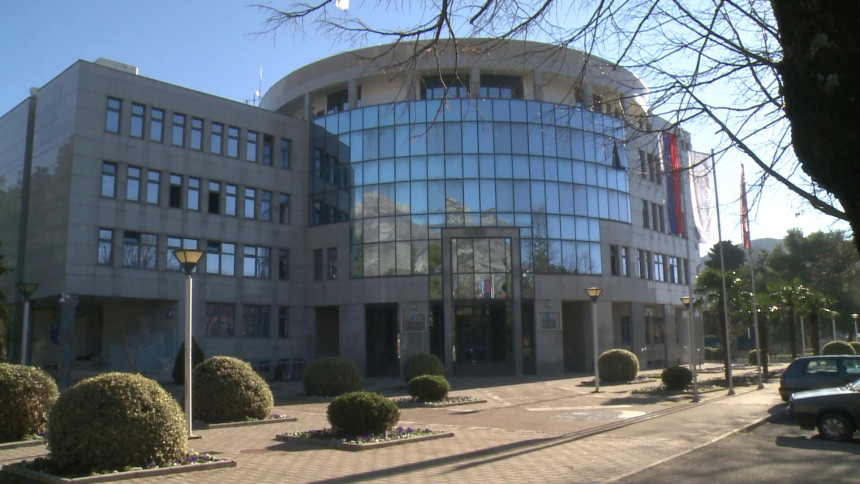 Umjesto rezultata: ERS daje 819.000 KM na oglašavanje