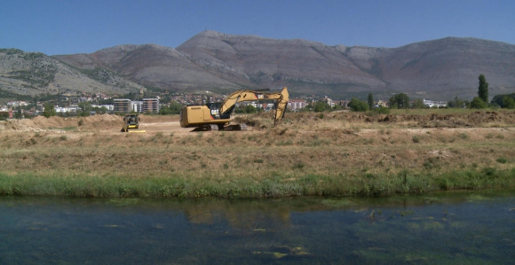 Bolnica u Trebinju paravan za gradnju stambenog kompleksa