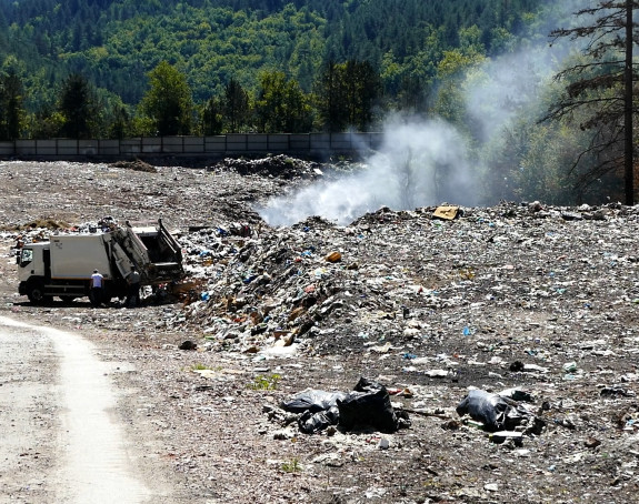 Još nema rješenja za nelegalnu gradsku deponiju (VIDEO)