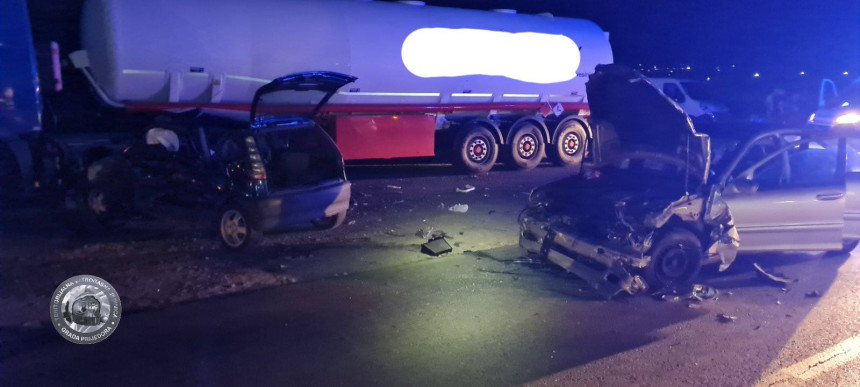 Саобраћајна несрећа код Приједора, четири особе повријеђене