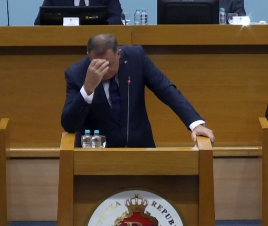 Чији дигитрон је израчунао ову немогућу рачуницу?