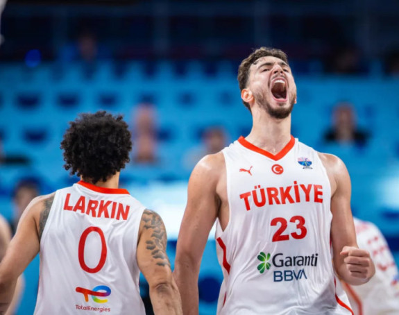 Košarkaši Turske "pregazili" Portugaliju, Finci ubedljivi protiv Crne Gore