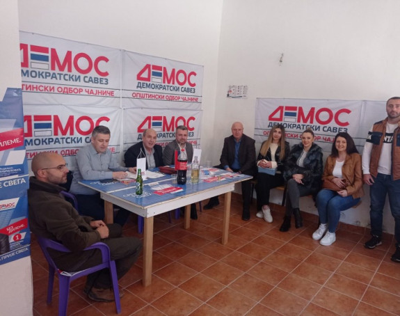 Opštinski odbor Demosa Čajniče istupio iz stranke