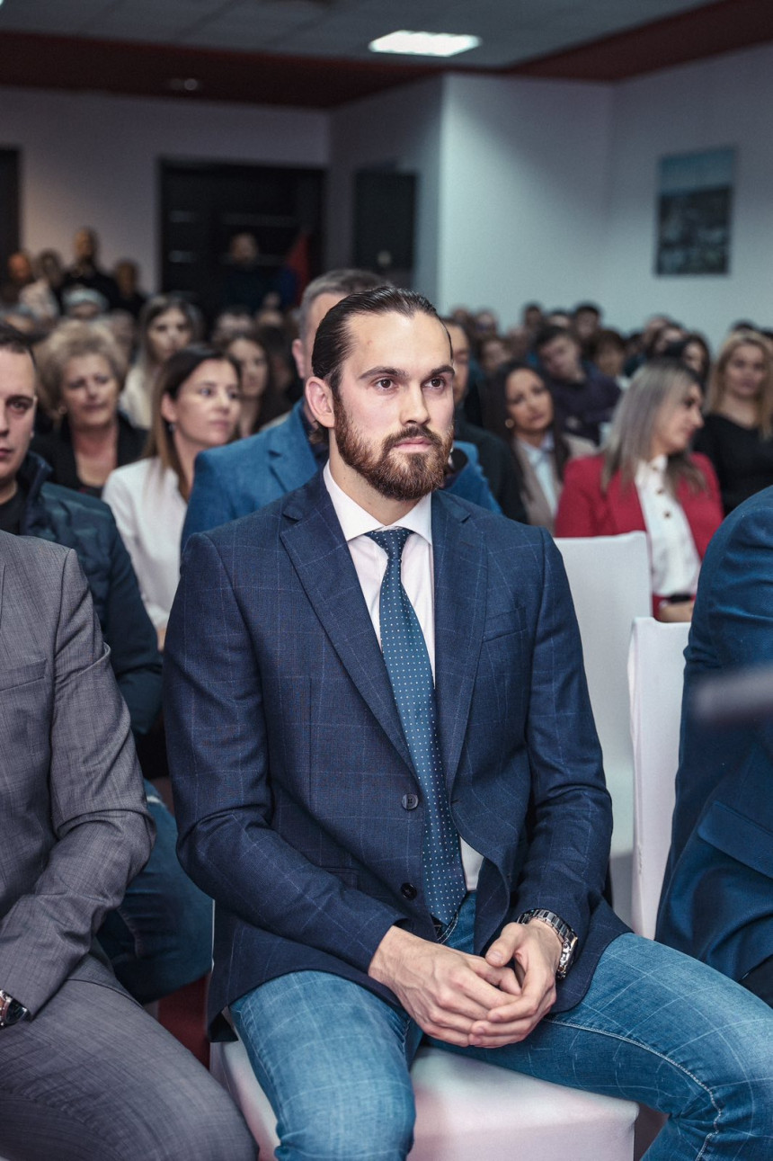 Stanišić: Vlada Republike Srpske nije privatna firma