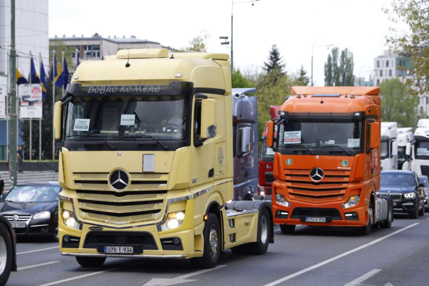 Prevoznici nastavili blokade: Iznijeli konkretne zahtjeve