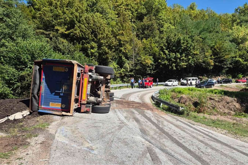 Pušten saobraćaj na putu Gacko - Foča nakon nesreće