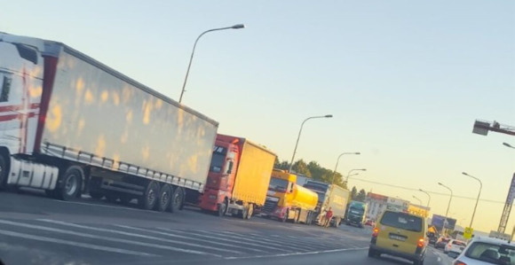Hitno prekinuti blokade, nanosi se ogromna šteta!