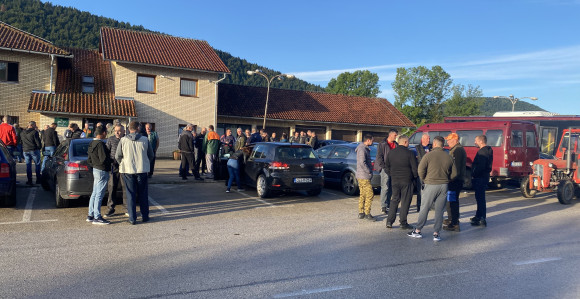 Šumari u Driniću ponovo štrajkuju, traže isplatu plata
