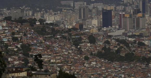 Имају највише нафте на свијету, гориво кошта шест фенинга