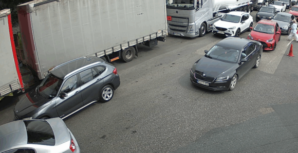 Strpljenja: Evo na kojim graničnim prelazima su gužve