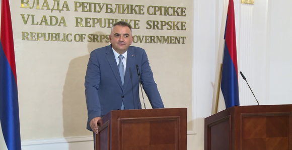 Umjesto smjene zbog nesposobnosti, premijer poslušnik 