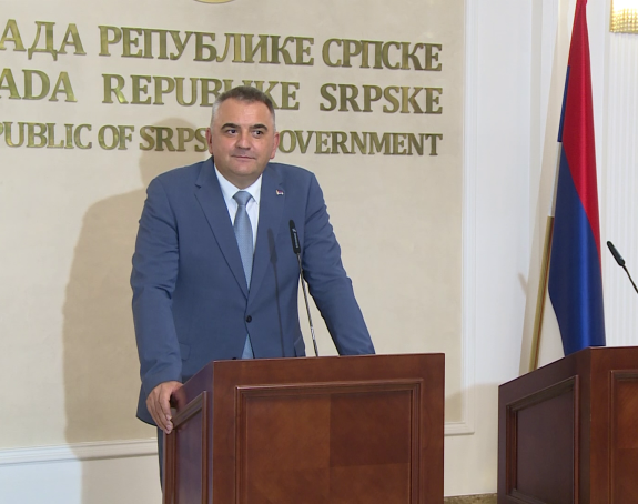 Umjesto smjene zbog nesposobnosti, premijer poslušnik 