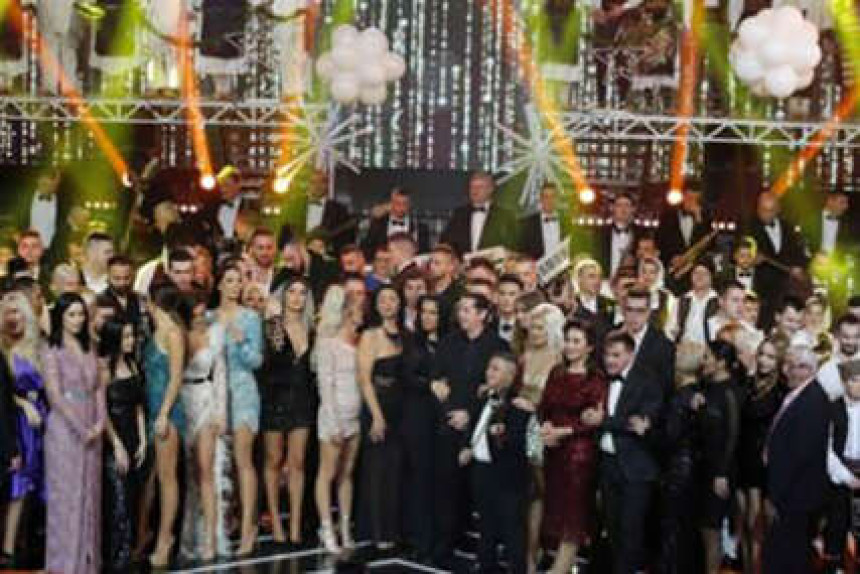 Otkriveno koliki su honorari pjevača za Novu godinu