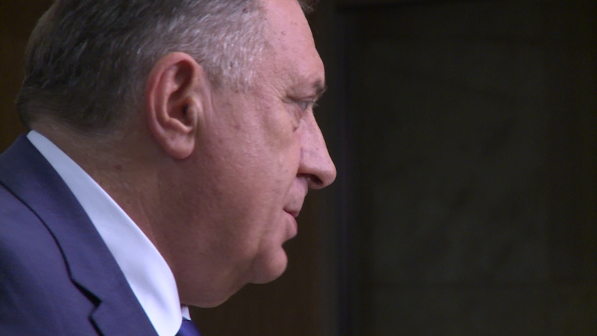 Гранична полиција БиХ није обавијештена о поништавању Додиковог пасоша