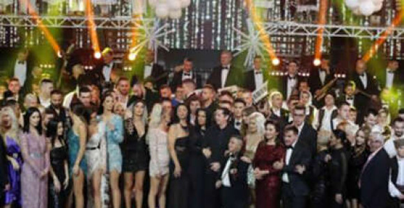 Otkriveno koliki su honorari pjevača za Novu godinu