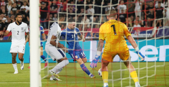 Fudbaleri Srbije gube na poluvremenu, Englezi vode 2:0