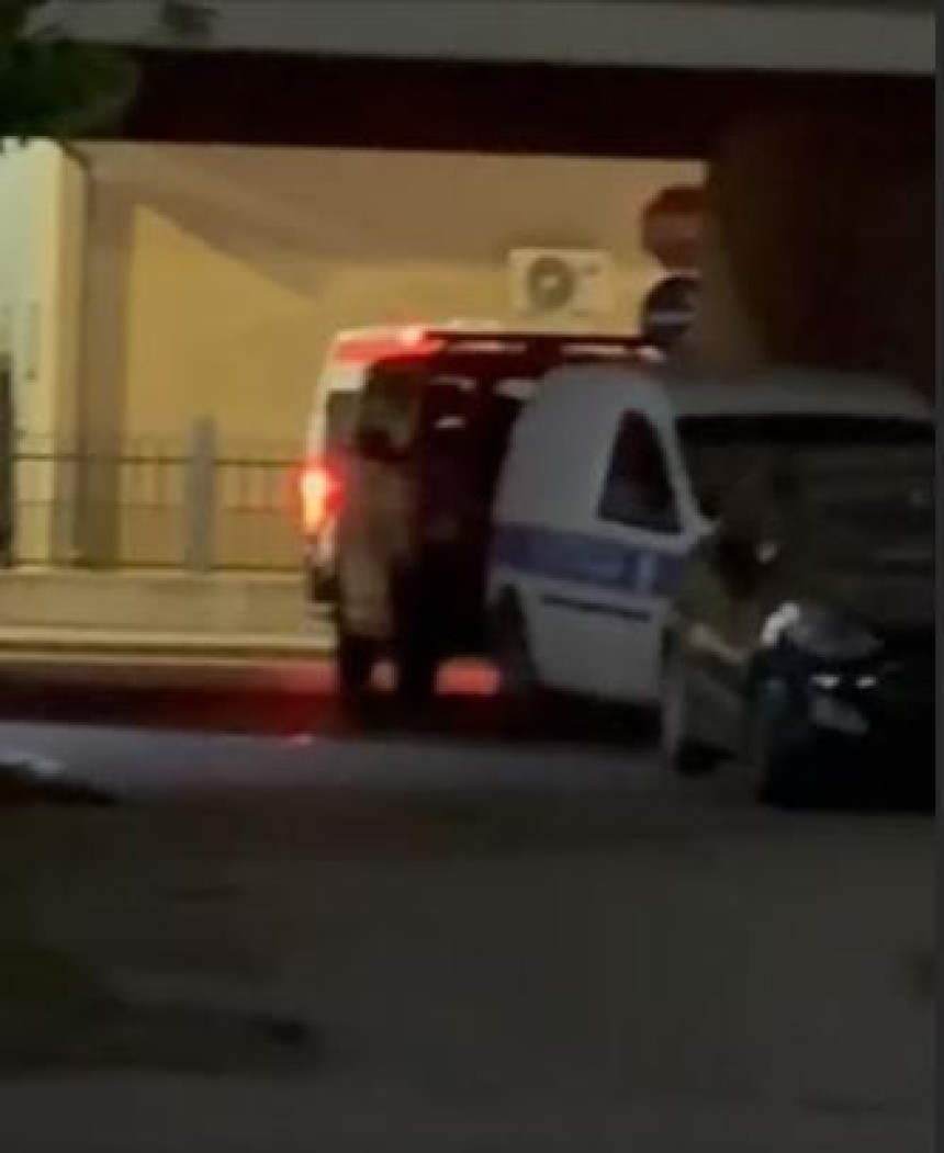 Полицијска акција у Бијељини: Наводно пронађена дрога?!