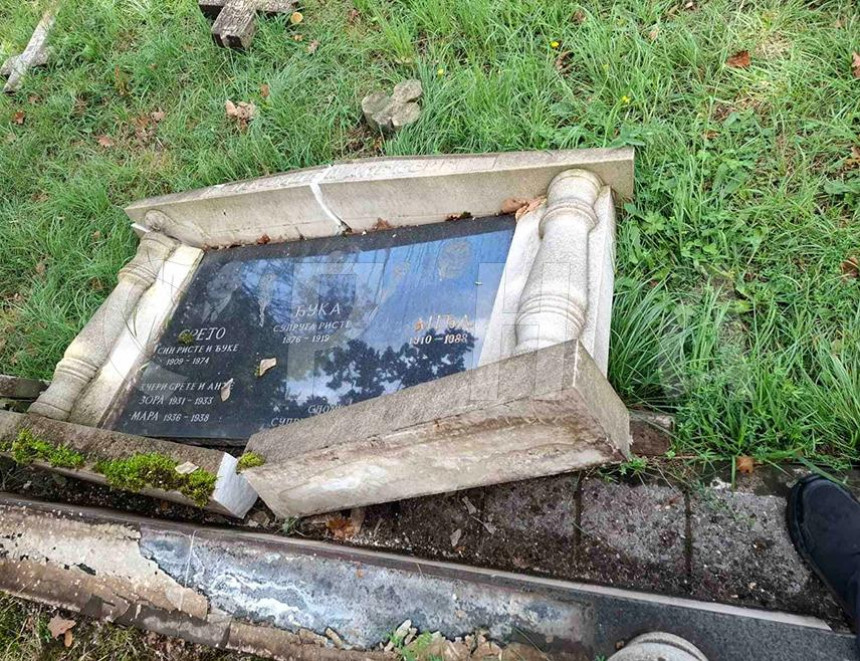 Uništeno 60 pravoslavnih spomenika kod Zenice