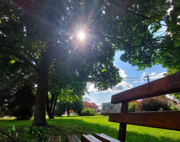 Pretežno sunčano i toplije, krajem dana naoblačenje