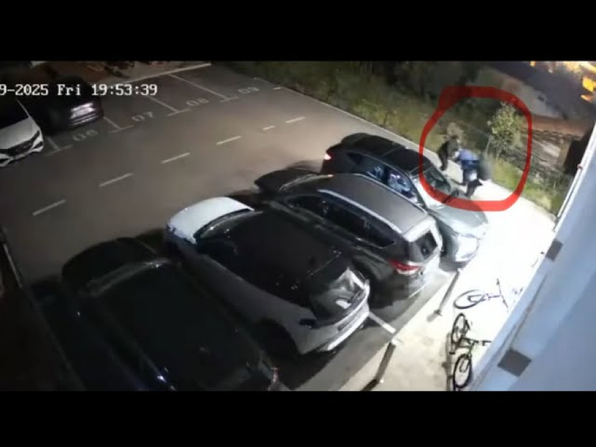 Ponovo se oglasio Borenović: Još čekam odgovor