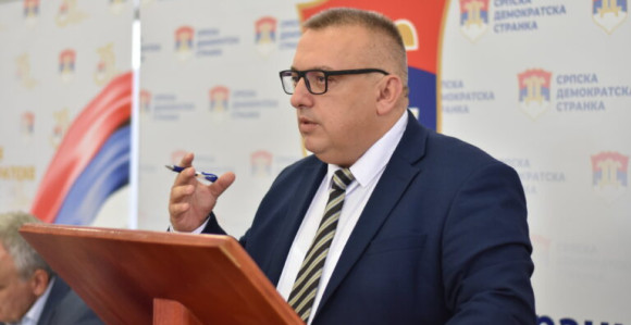 Srpska ne smije biti talac jednog oca i njegovog sina!