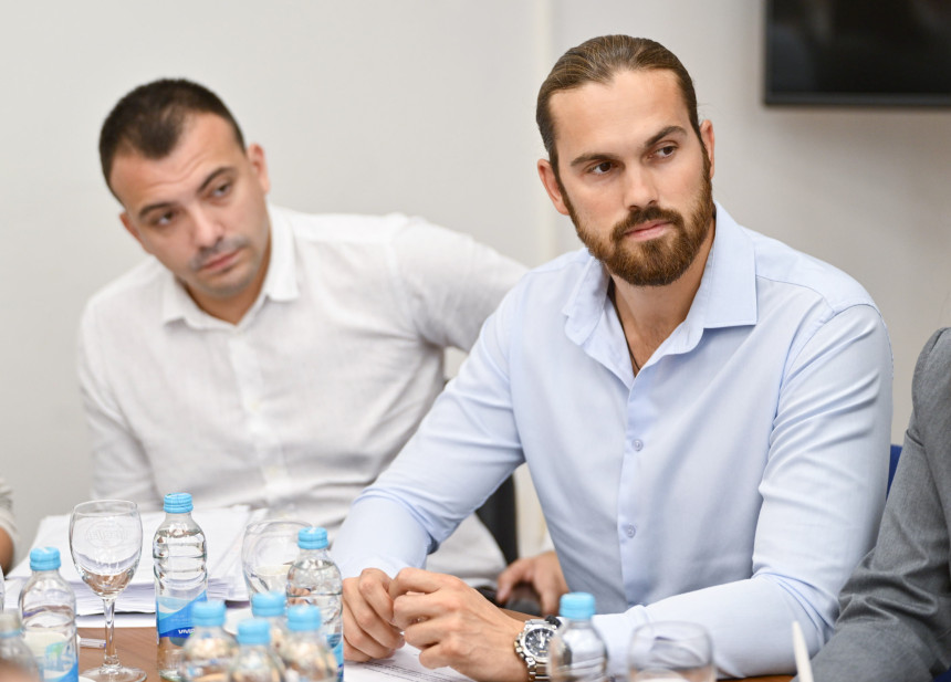 SNSD politika je loša za narod i budućnost Srpske!