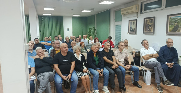 Slijedili slavne pretke po djelima i uzdarjima