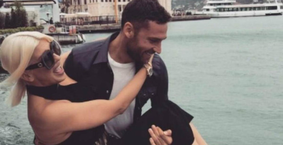 Karleuša o razvodu od Tošića: Nemamo komunikaciju!