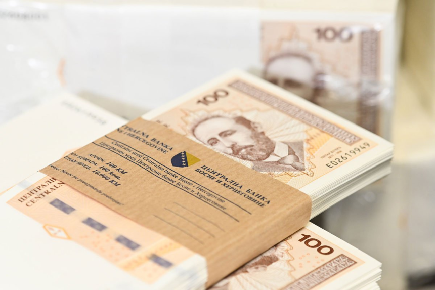 Porezi za godinu dana porasli za oko 1,2 milijarde KM