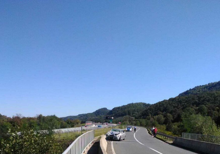 Nesreća na putu Klašnice-Prnjavor, obustava saobraćaja