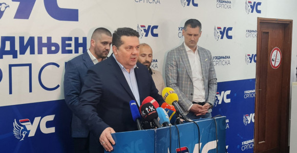 Отац страначког колеге Ненада Стевандића добио посао у НСРС