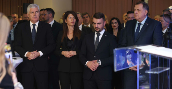 Dodik uvjerava: Doktori Čović i Pranjić odbraniće Srpsku!