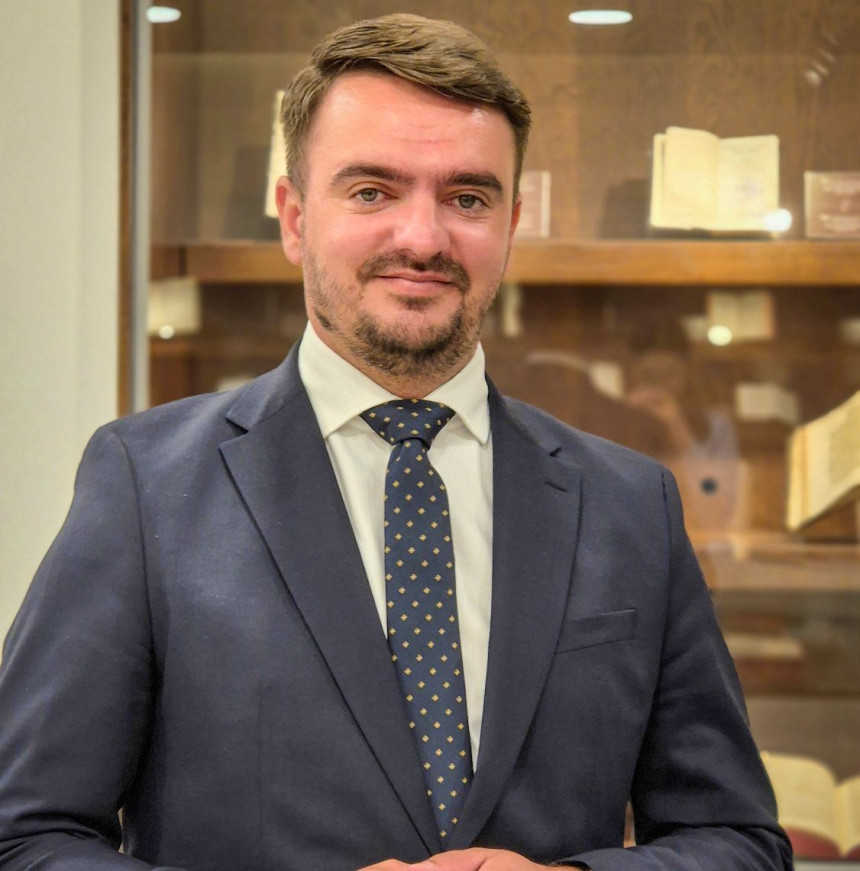 Након преузимања овлашћења предсједника Српске, Прањић се огласио за медије у Хрватској