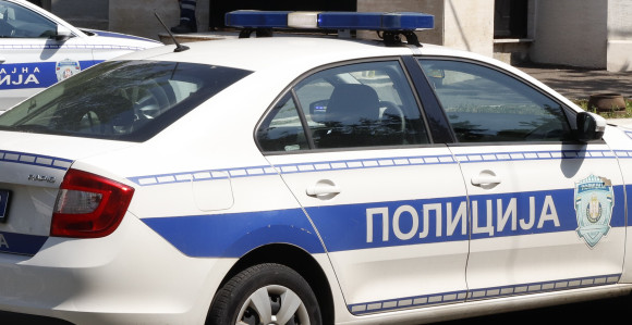 Beba preminula nakon pada niz stepenice