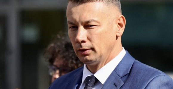 Nešiću produžene mjere: I dalje ne smije napuštati BiH