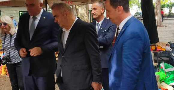 Minić i ministri glume kao da SNSD nije bio na vlasti 20 godina