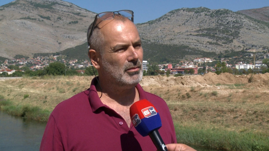 Pitanje za premijera, ako je premijer: Čiju zemlju dijelite?