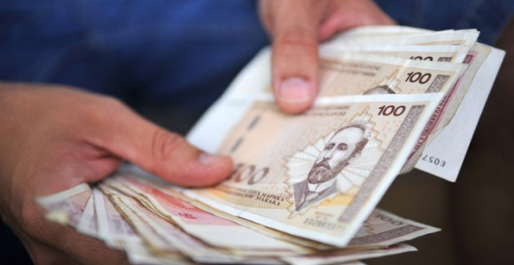 Građani od obećanja ne plaćaju račune, nego od realne plate