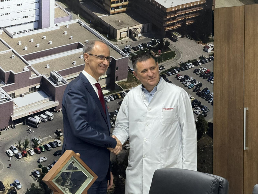 Macut posjetio UKC RS: Zahvalnost bratskoj Srbiji