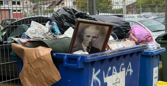 Sramotna slika društva: Nikola Tesla u kontejneru