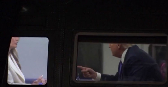 Čitač sa usana otkrio razgovor: "Pogledaj me, Donalde"