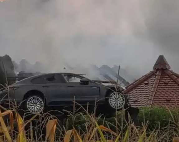 Izgorjeli skupocjeni automobili u garaži