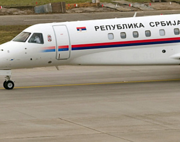 Avion u kojem je general Pavković sletio u Beograd