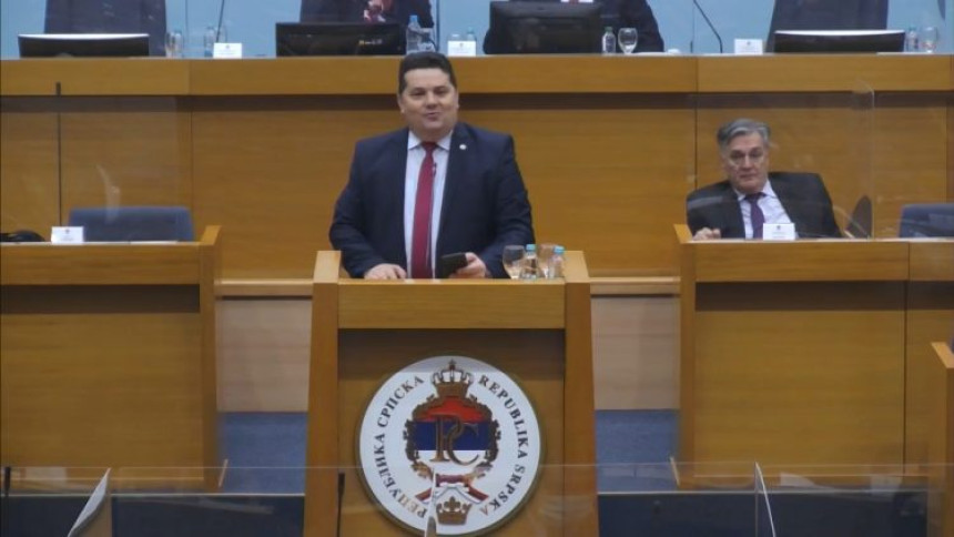 Стевандић објавио документ: Додик предложио Минића