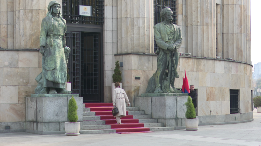 Благојевић: Ко (не) може бити в. д. предсједника РС?!