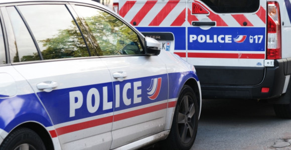 U šumi nađeno 55 studenata, vezani i djelimično goli