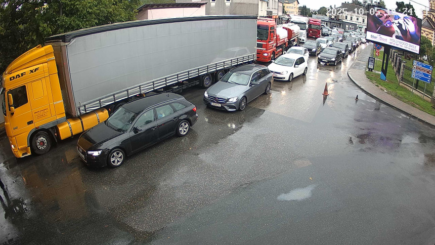 Прелаз границе са Хрватском погађа хиљаде грађана